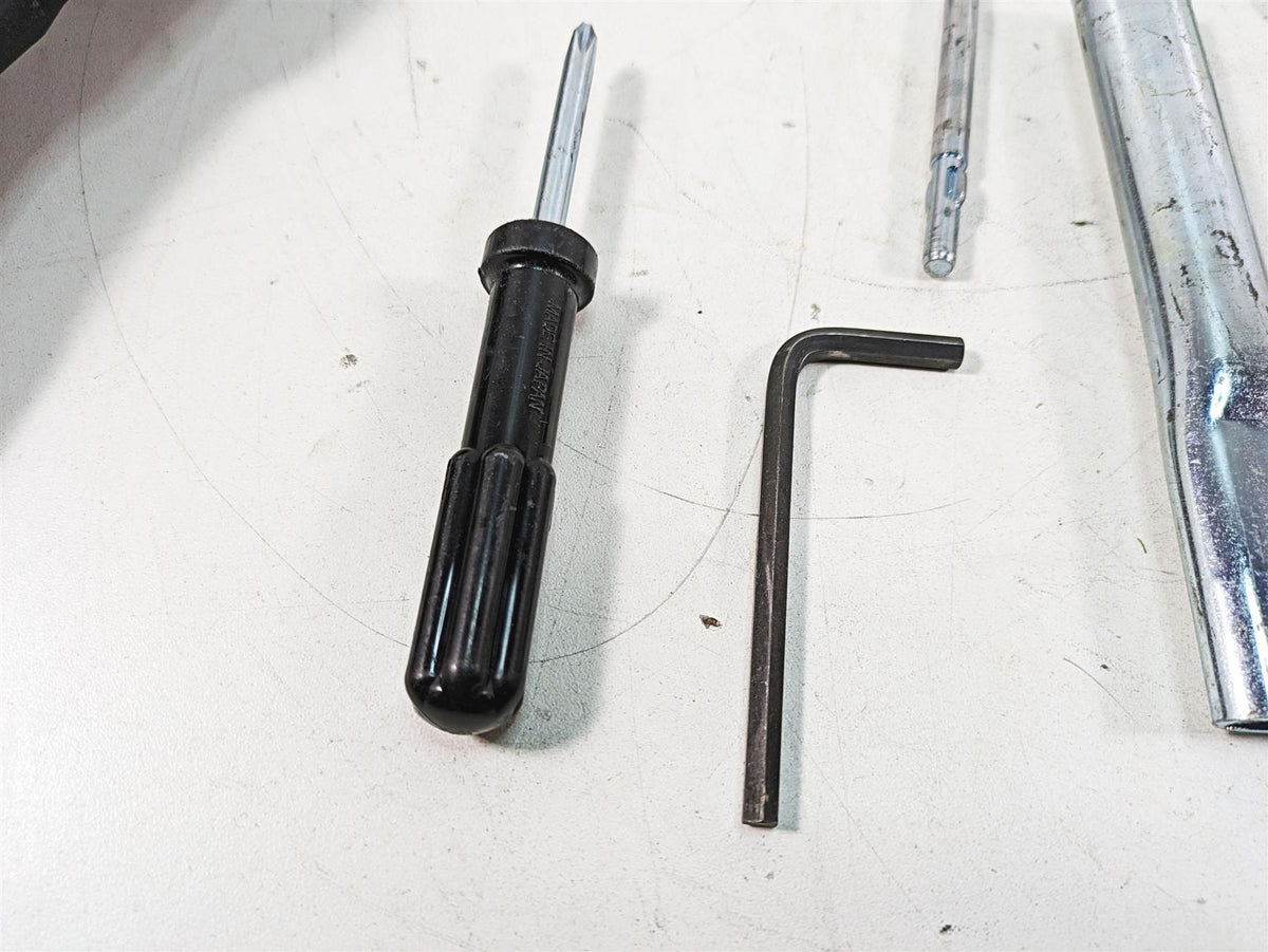 2002 Yamaha FZ1 FZS1000 Fazer Toolkit Owners Tools 5LV-28100-00-00 {{ shop.shopifyCountryName }} - Mototech271