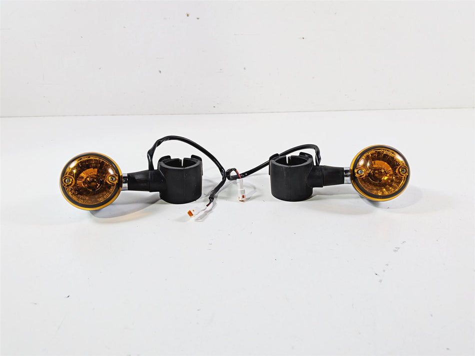 2021 Indian Scout 1200 Chrome Front Blinker Turn Signals & Mounts 2412602 {{ shop.shopifyCountryName }} - Mototech271