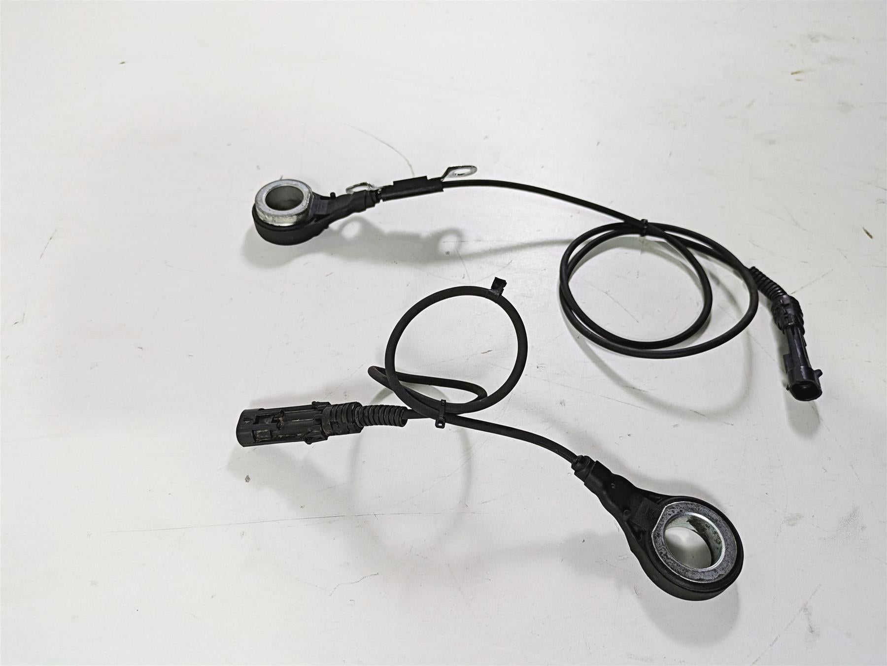 2017 Harley Touring FLHTKSE CVO E-Glide Abs Wheel Speed Sensors Set 32700015 | Mototech271