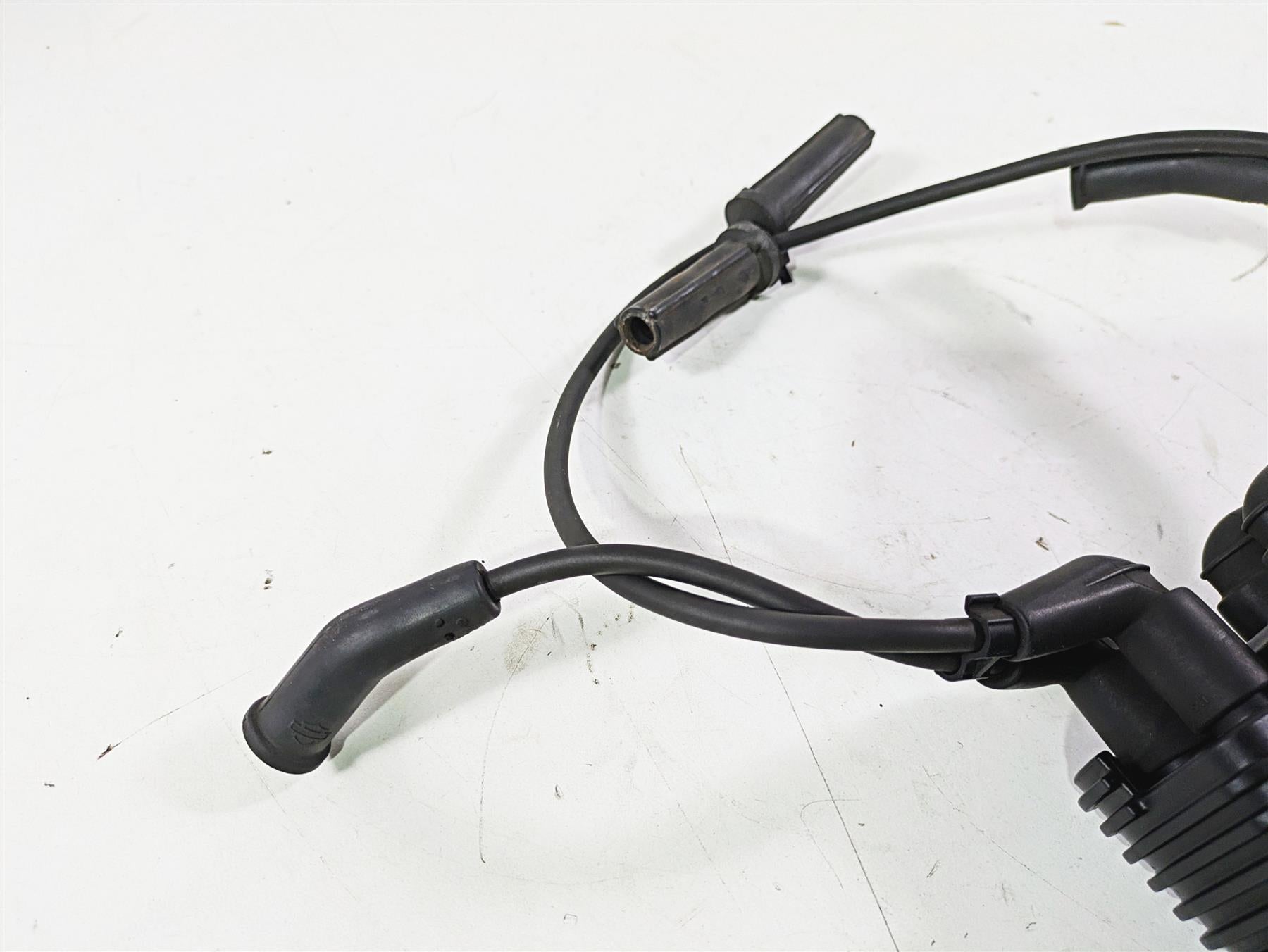 2018 Harley Softail FXFBS Fat Bob Ignition Coil Wires Plugs Set 31600067 {{ shop.shopifyCountryName }} - Mototech271