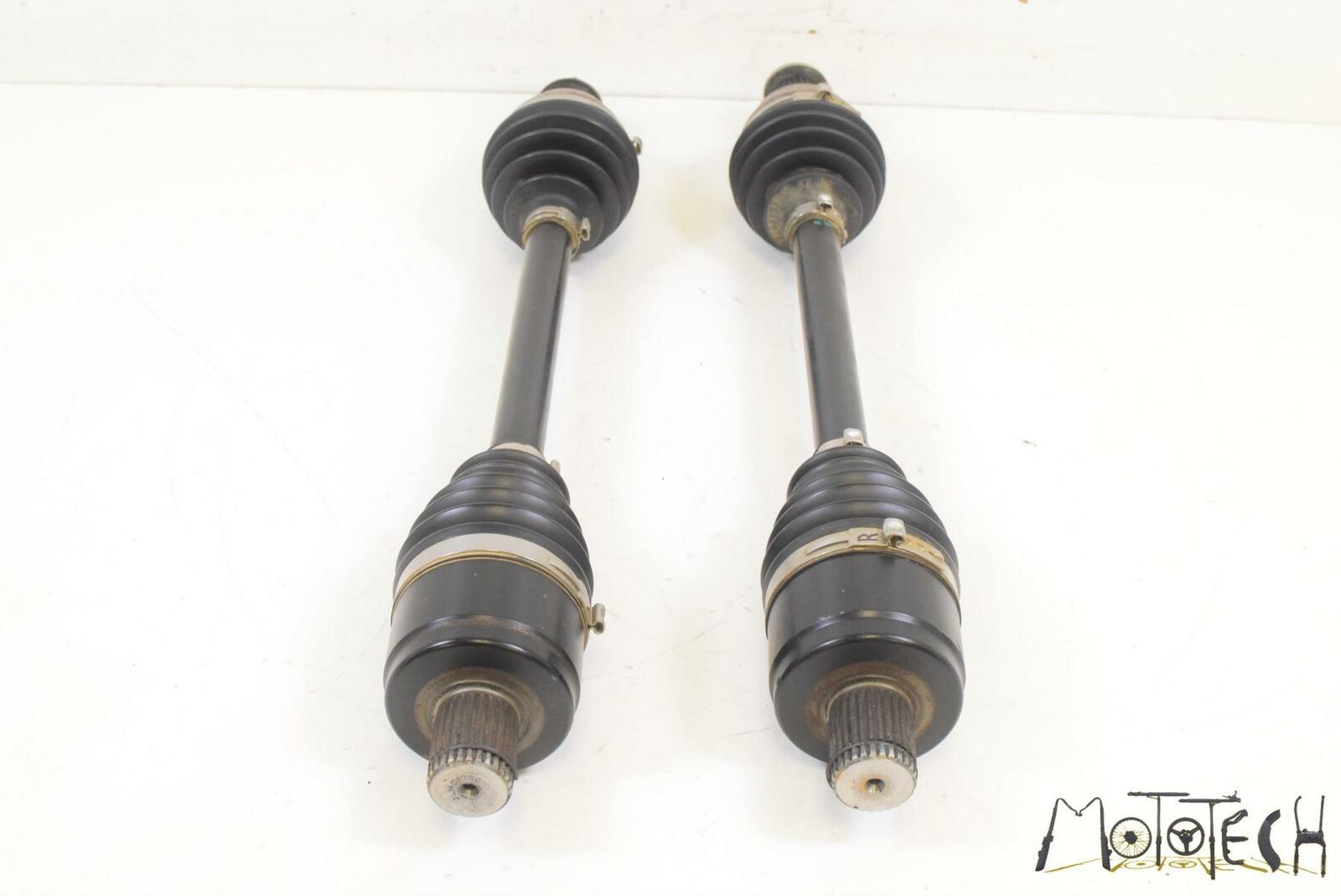 2014 Polaris Sportsman 550 EPS Rear CV Joint Drive Axle SET L&R Assembly 1332642 {{ shop.shopifyCountryName }} - Mototech271