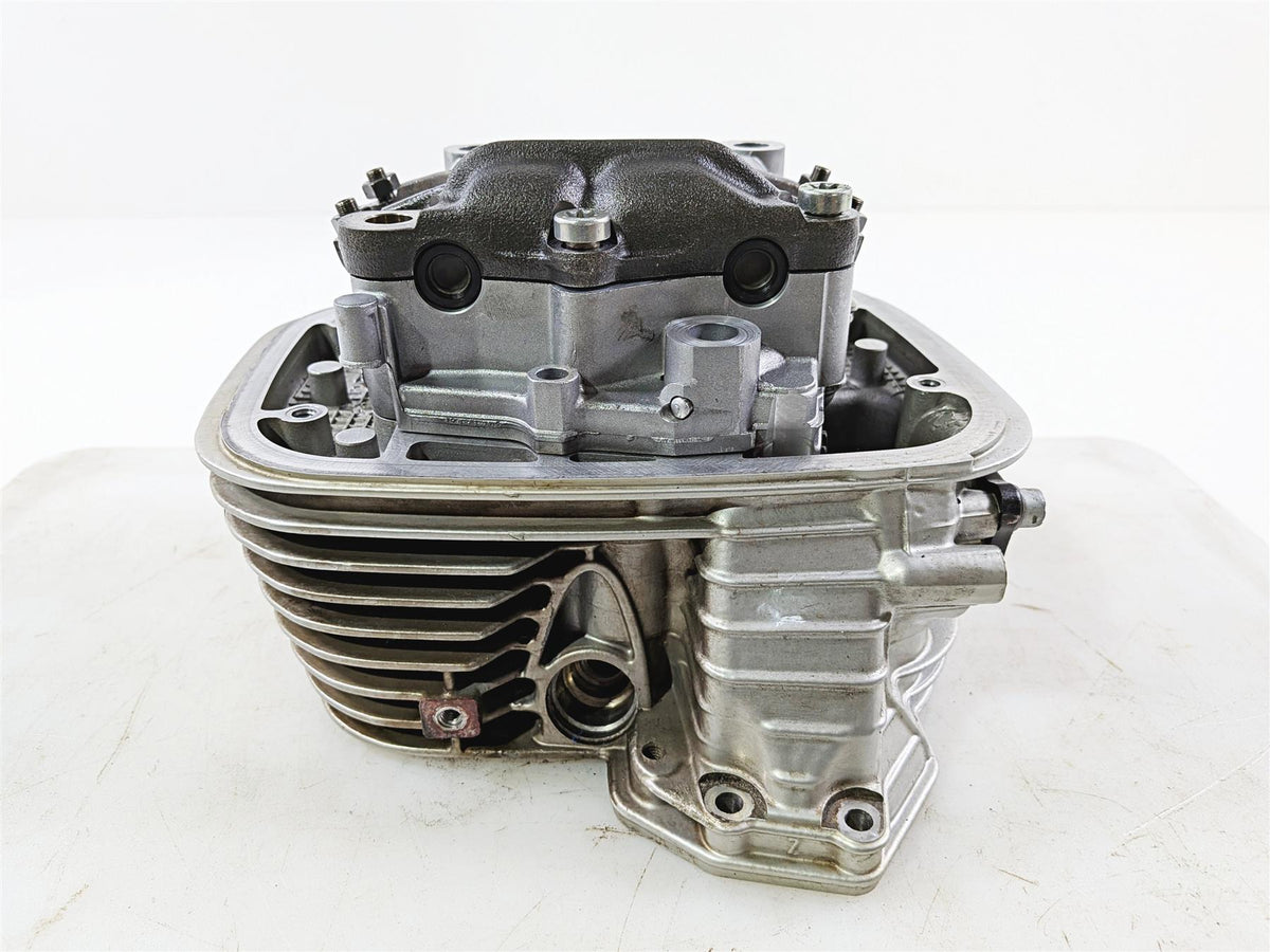 2004 BMW R1150GS R21 Left Cylinderhead Cylinder Head - Good Compression 7670533 {{ shop.shopifyCountryName }} - Mototech271