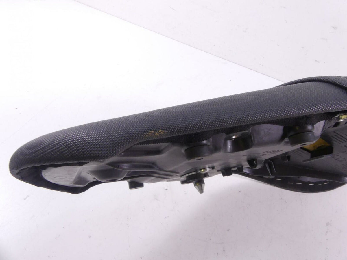 2009 Triumph Street Triple 675R Dual Driver Passenger Saddle Seat -Read T2306405 {{ shop.shopifyCountryName }} - Mototech271