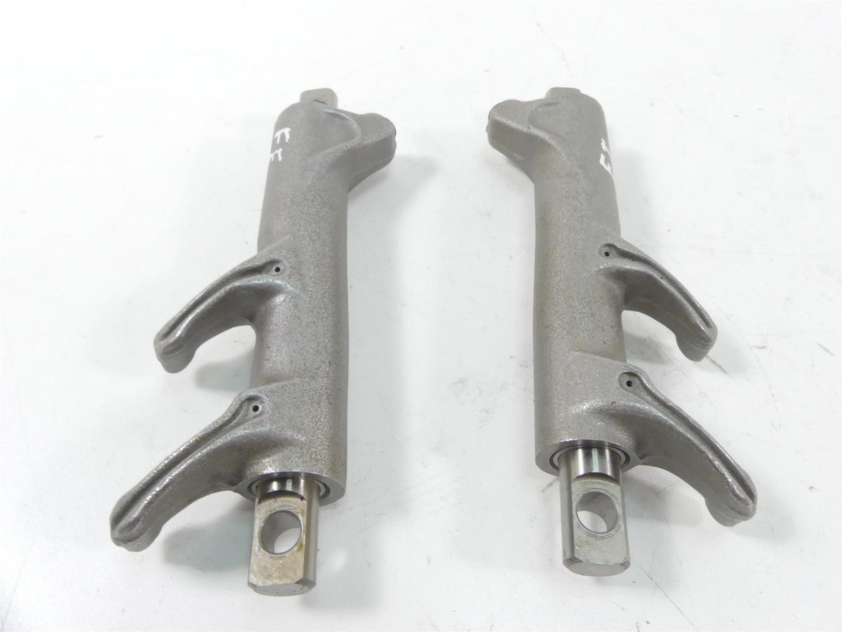 2018 Harley FLHC Softail Heritage Front Cylinderhead Rocker Arms M8 17300053 {{ shop.shopifyCountryName }} - Mototech271