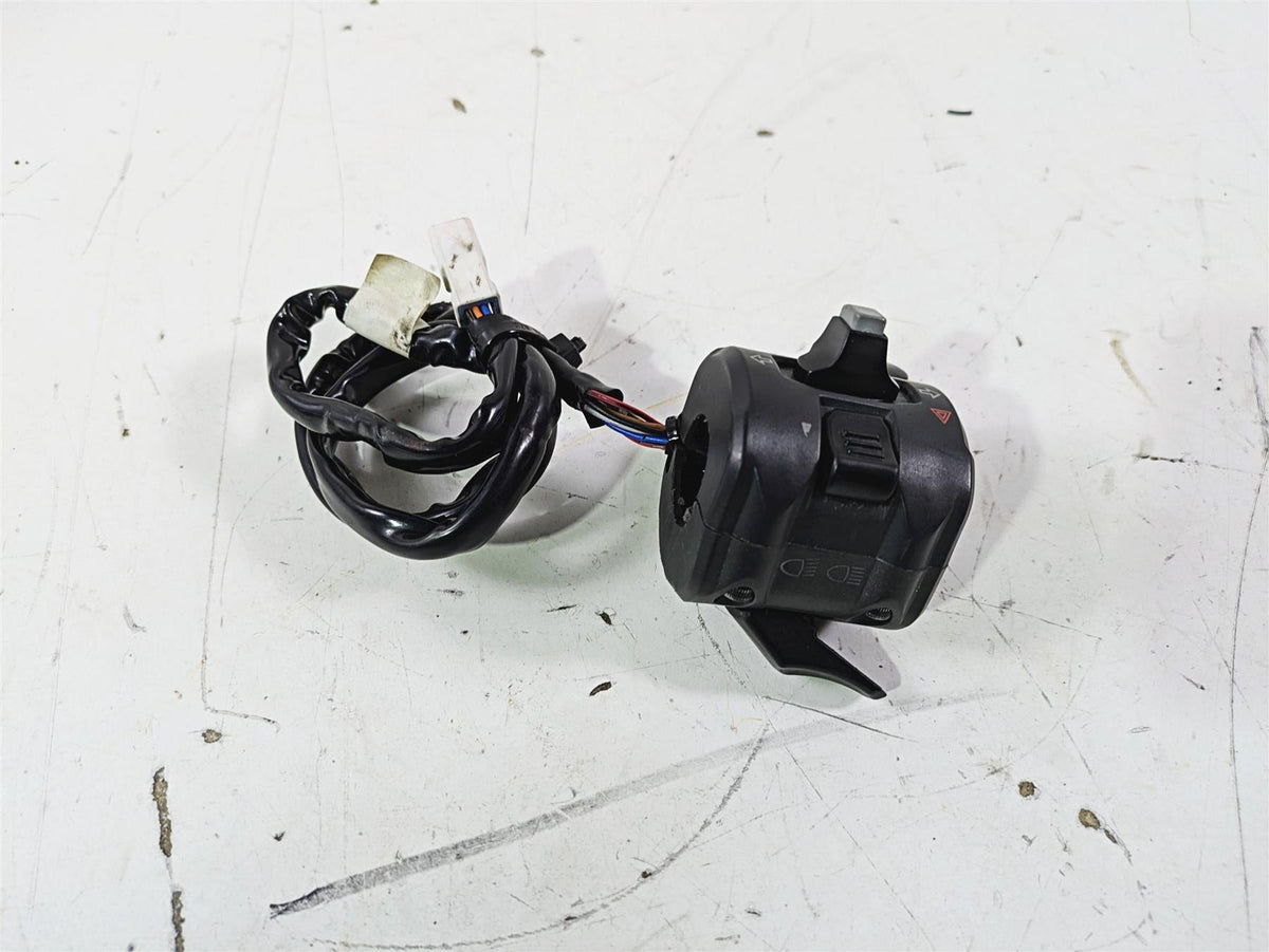 2015 Ducati Panigale 1299 S Left Hand Light Control Switch 65110132A {{ shop.shopifyCountryName }} - Mototech271