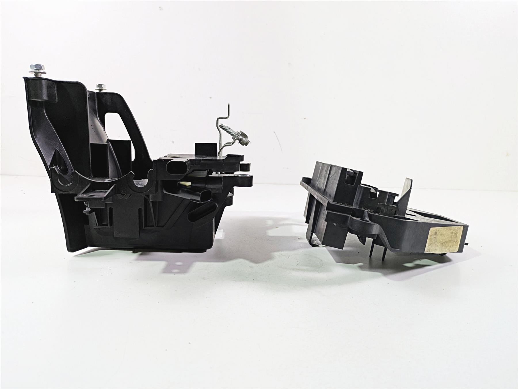 2021 Harley Touring FLTRX Road Glide Battery Tray Electrical Holder Set 66000010 {{ shop.shopifyCountryName }} - Mototech271