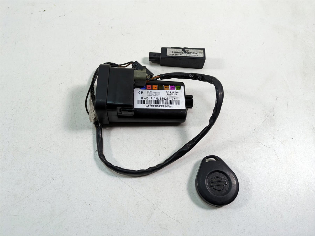 2011 Harley Touring FLTRU Road Glide Tssm Security Module Fob Set 68925-07 {{ shop.shopifyCountryName }} - Mototech271