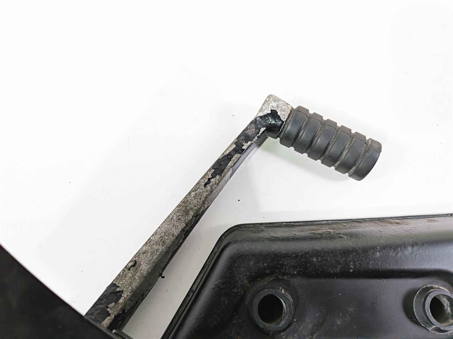 2016 Victory Cross Country Front Left Floorboard & Shifter 1021215 5137197 {{ shop.shopifyCountryName }} - Mototech271