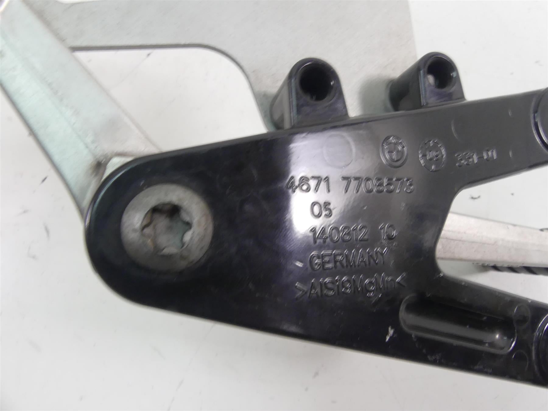 2012 BMW S1000RR K46 Left Foot Peg Footpeg Set & Shifter Lever Pedal 46717708573 {{ shop.shopifyCountryName }} - Mototech271