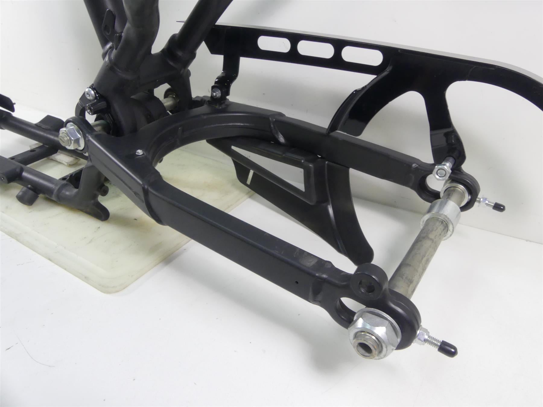 2020 Harley XL1200 CX Sportster Roadster Main Frame Chassis & Swingarm Salvage Arkansas Title 47000114 {{ shop.shopifyCountryName }} - Mototech271