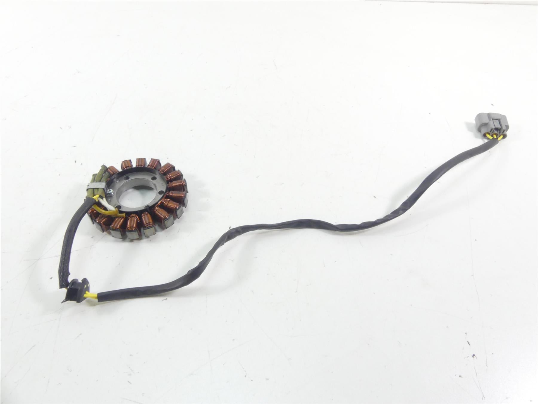2018 Ducati Panigale 1100 V4 S Stator Alternator Generator 26420571A {{ shop.shopifyCountryName }} - Mototech271