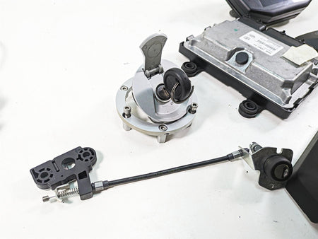 2020 Moto Guzzi V85 TT Adventure Ignition Switch Speedo Cdi Ecm Set 2B000446 {{ shop.shopifyCountryName }} - Mototech271