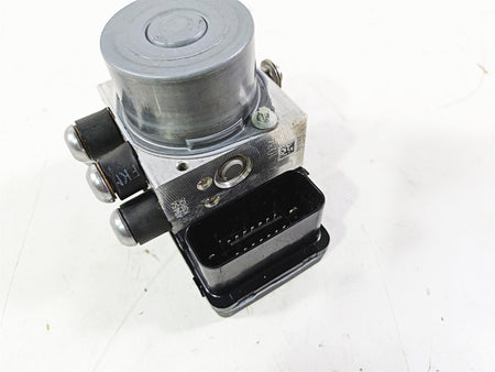 2017 BMW F800GS Adv K75 Abs Brake Pump Module 34518546851 {{ shop.shopifyCountryName }} - Mototech271