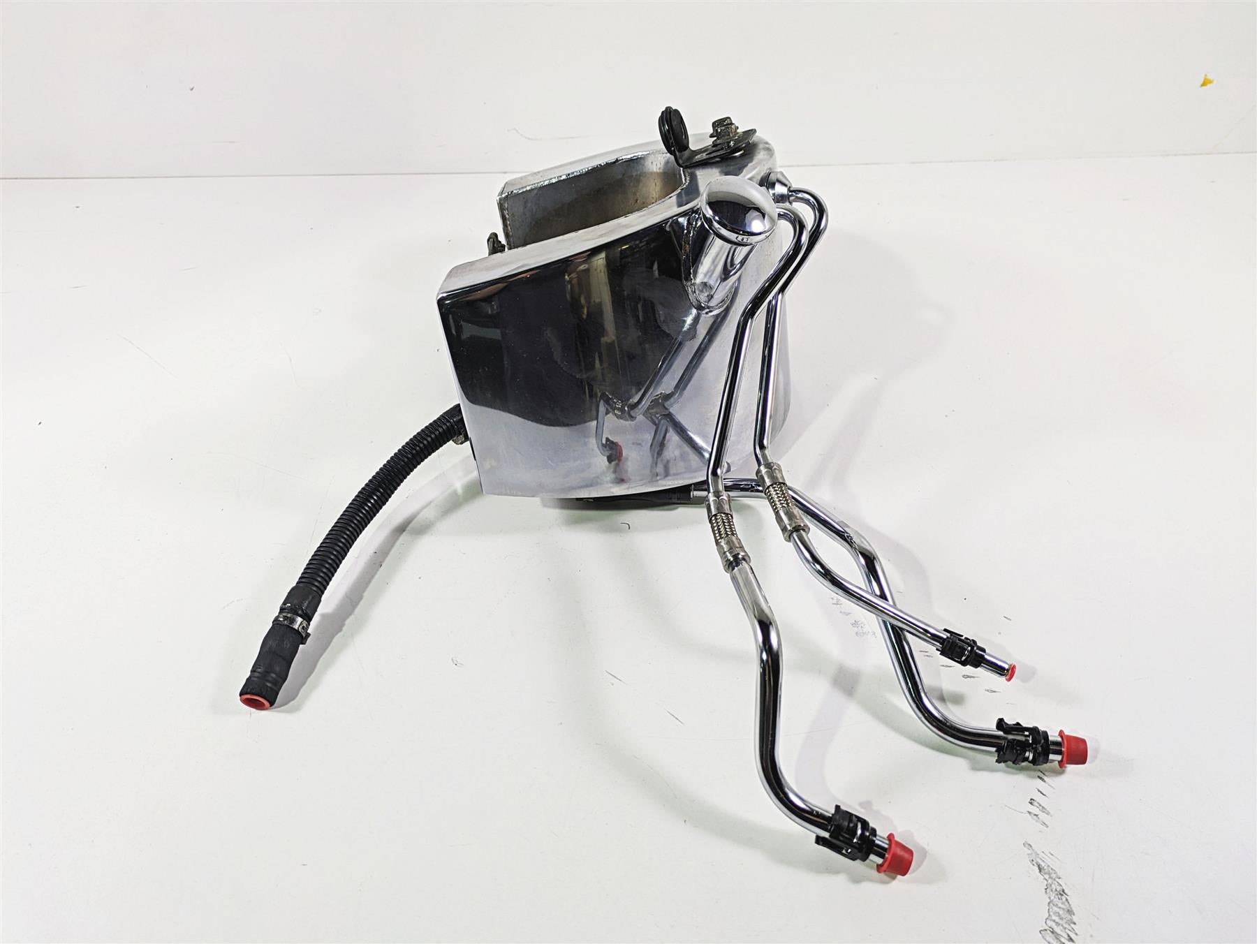 2003 Harley FLSTC Softail Heritage 100th Oil Tank Reservoir & Lines 62498-01A {{ shop.shopifyCountryName }} - Mototech271