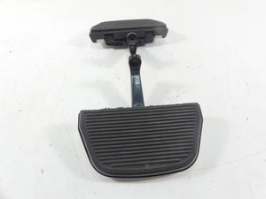 2006 Harley Touring FLHTCUI Electra Glide Passenger Floor Board Set 52719-93B | Mototech271