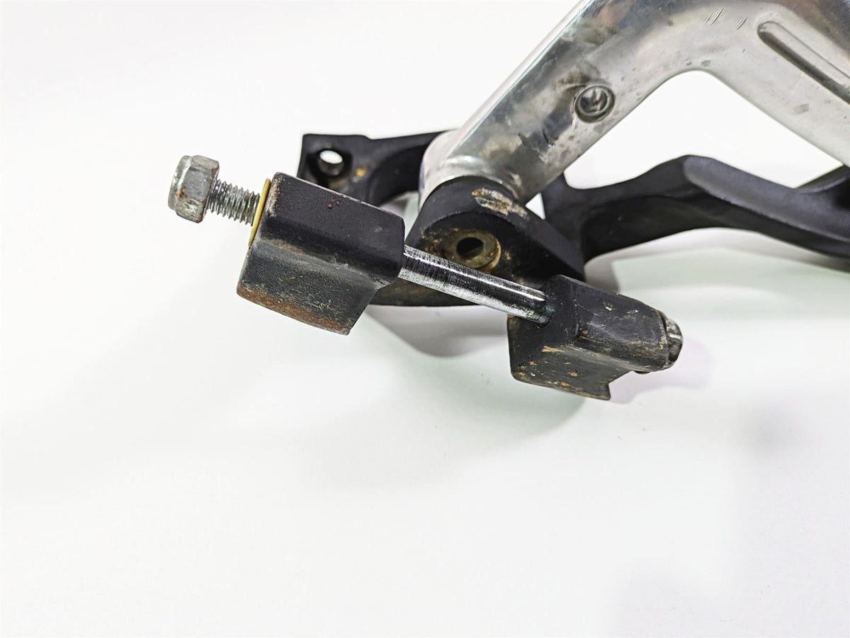 2016 Indian Chief Classic Left Front Floor Board Mount & Brake Pedal 1019864 {{ shop.shopifyCountryName }} - Mototech271
