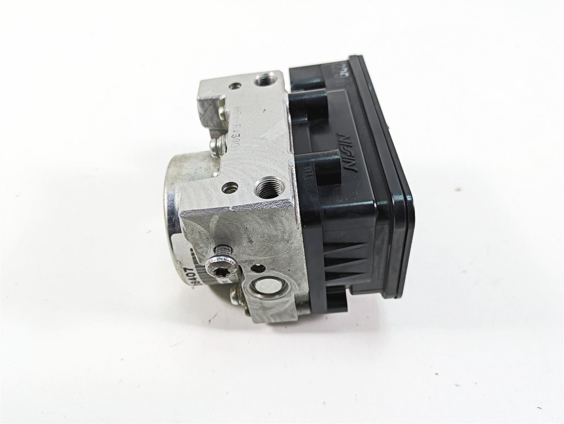 2012 Triumph Tiger 800XC ABS Nissin Abs Brake Pump Unit Module T2022016 {{ shop.shopifyCountryName }} - Mototech271