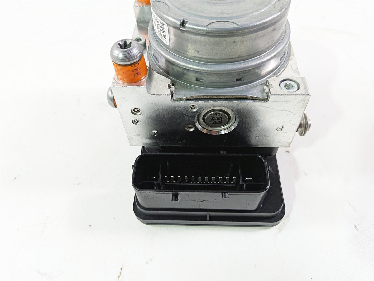 2015 BMW R1200 GS Adv K51 Abs Brake Pump Unit Module 34519444398 {{ shop.shopifyCountryName }} - Mototech271
