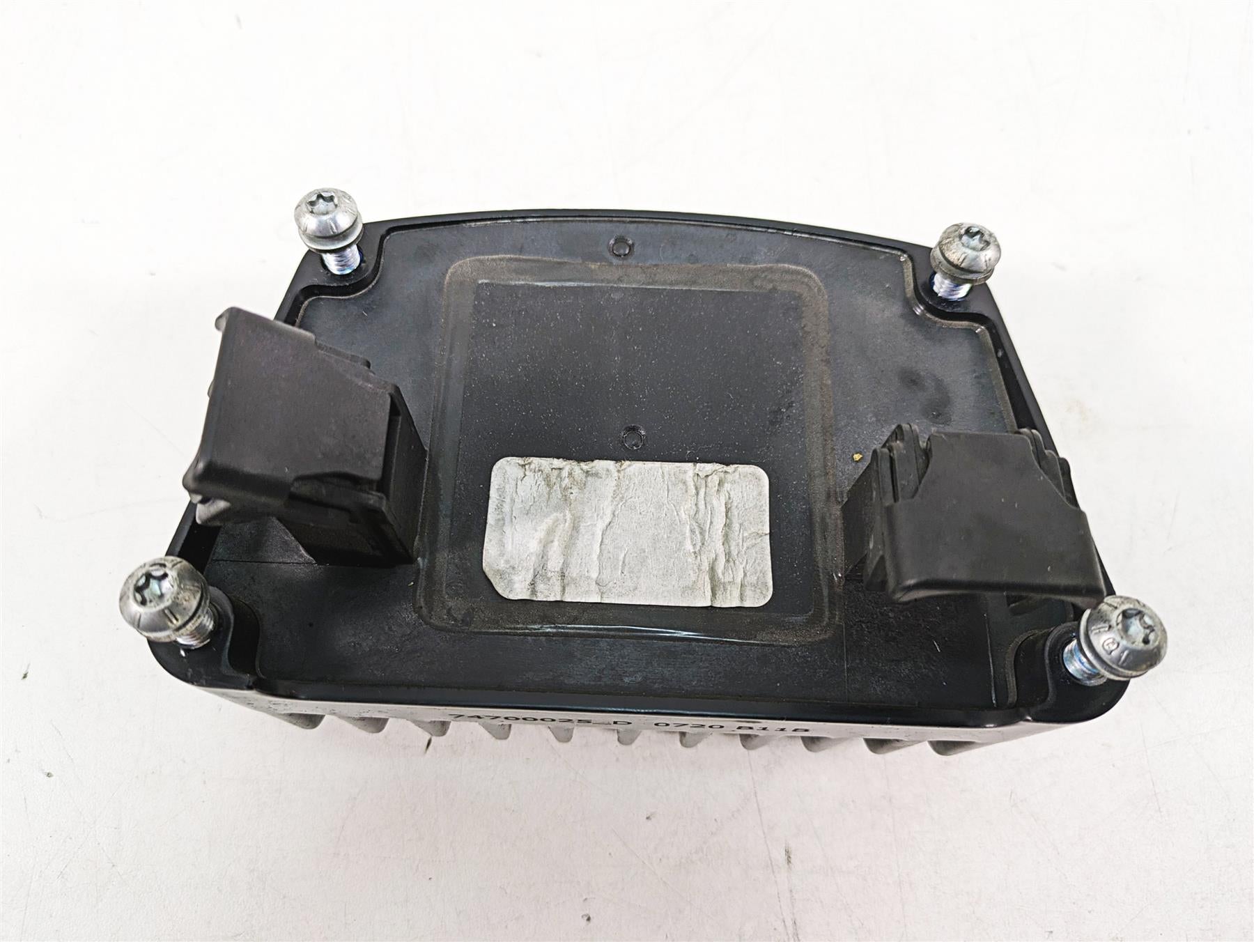 2020 Harley Touring FLHX Street Glide Rectifier Voltage Regulator 74700025 {{ shop.shopifyCountryName }} - Mototech271