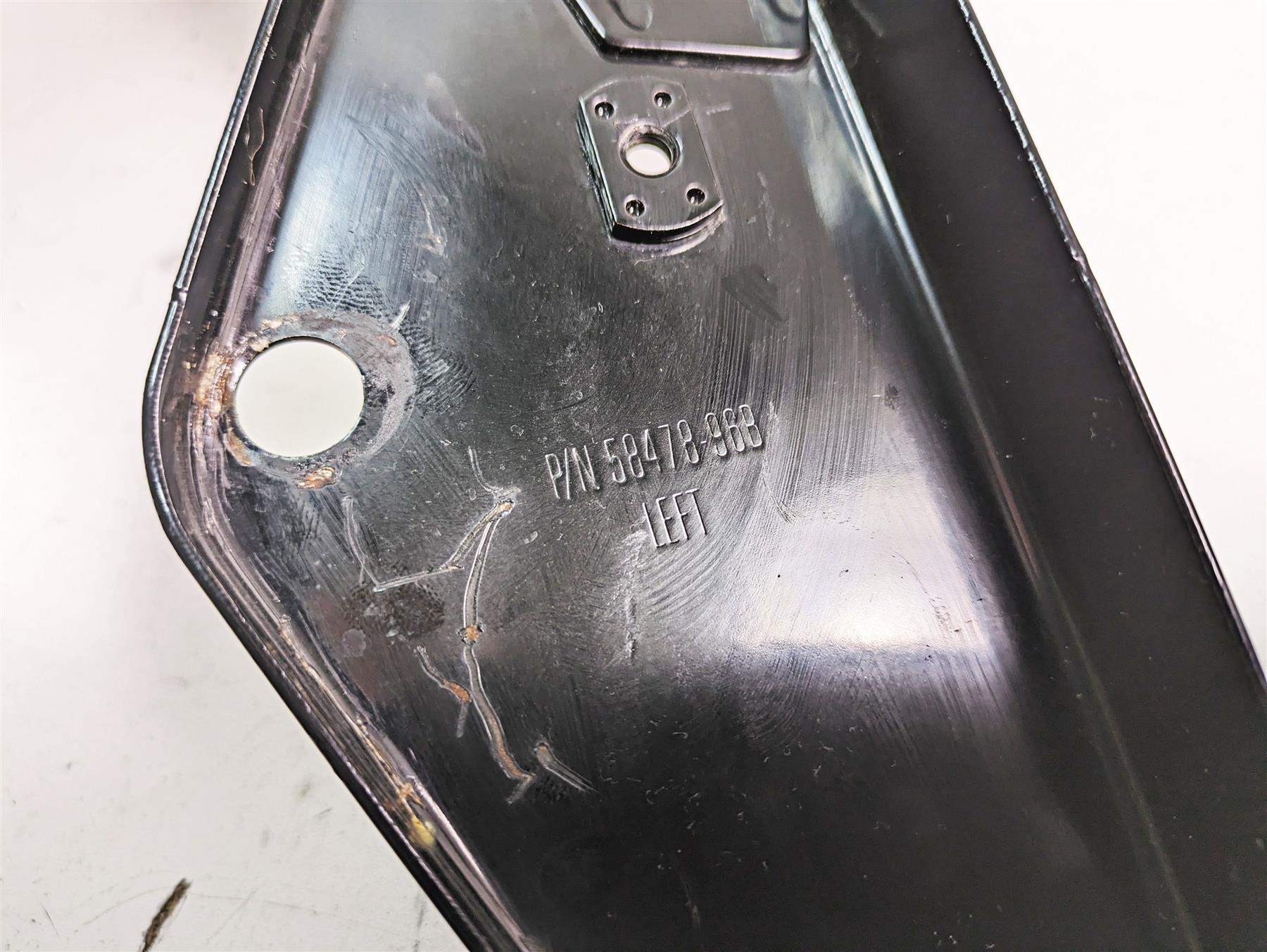 2013 Harley Touring FLHX Street Glide Front Fairing Mounting Hardware 58478-96B {{ shop.shopifyCountryName }} - Mototech271
