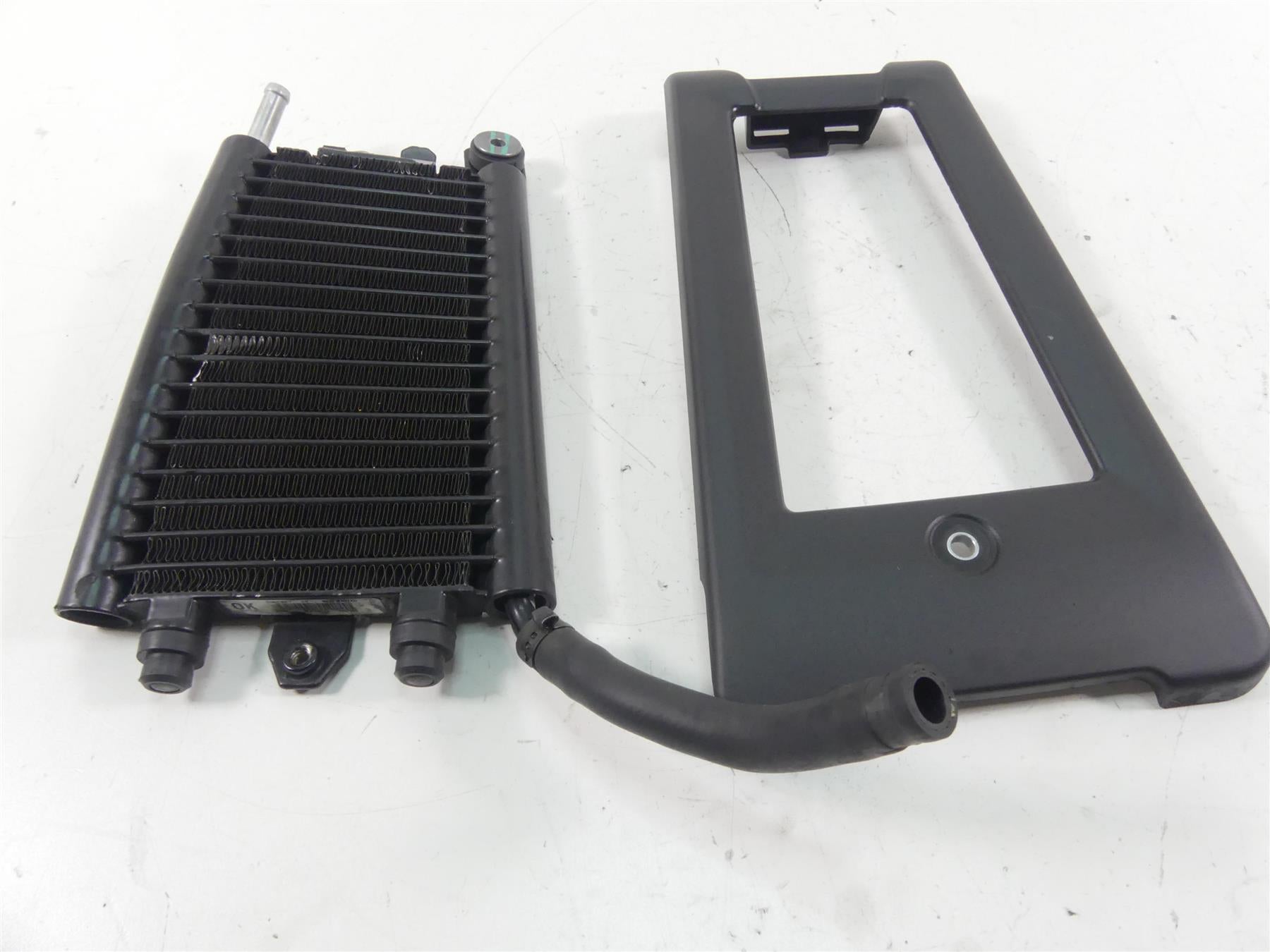 2021 Harley Softail FXBBS Street Bob Oil Cooler & Cover Twisted 62700191 {{ shop.shopifyCountryName }} - Mototech271