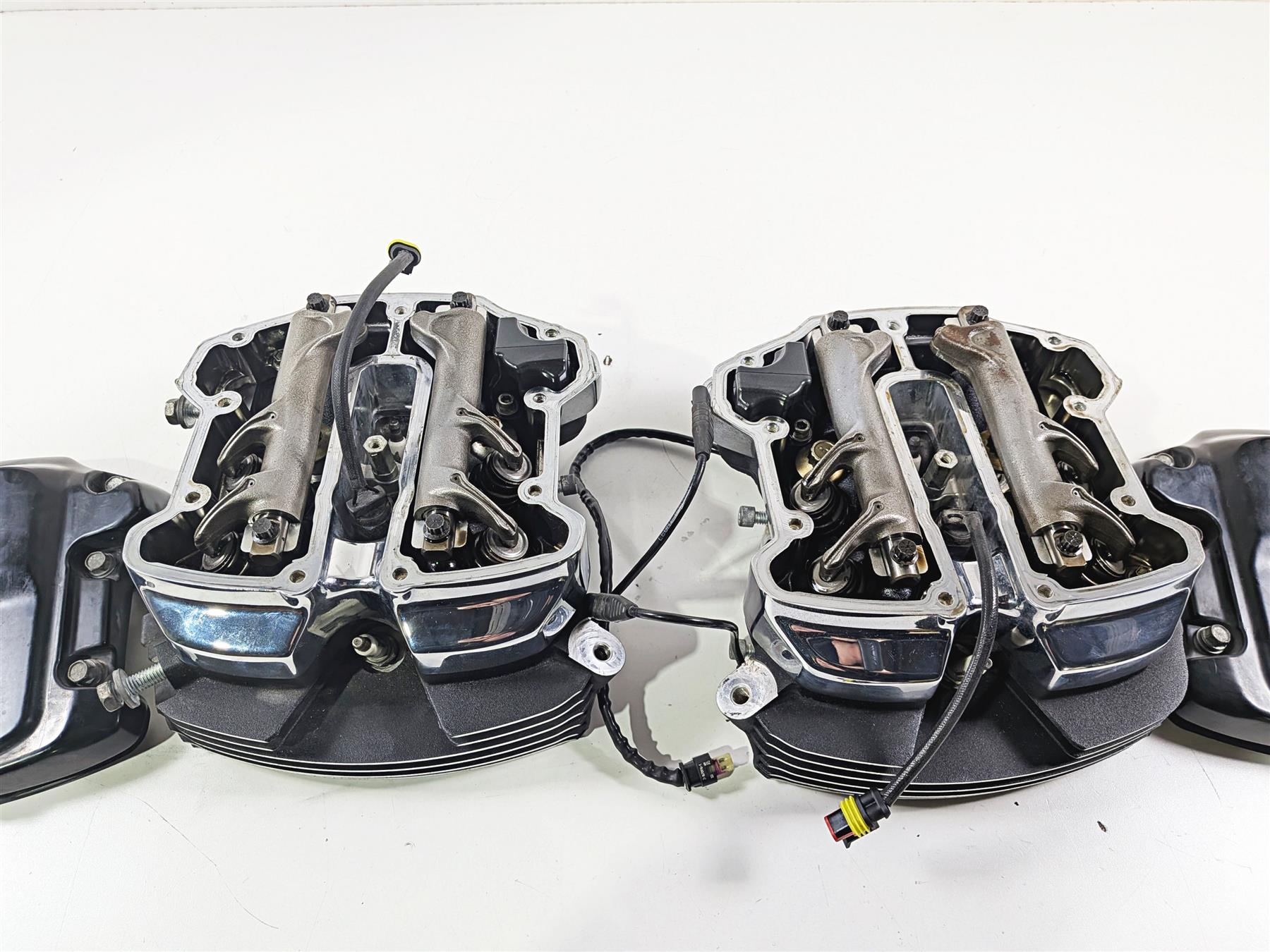 2020 Harley Touring FLTRK Road Glide Front Rear M8 Cylinder Head Set 16500508 {{ shop.shopifyCountryName }} - Mototech271