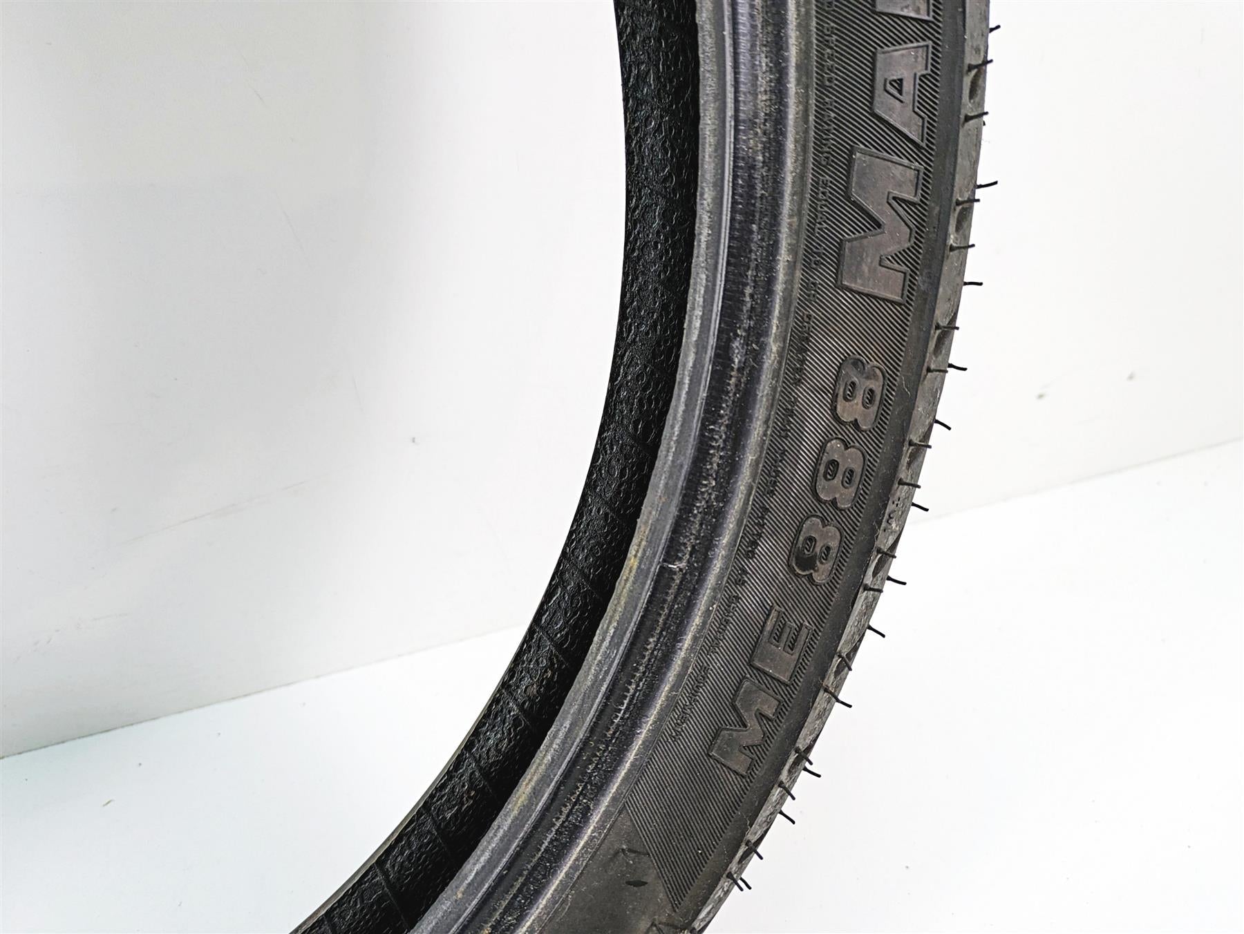 Used Motorcycle Front Tire Metzeler ME888 Marathon Ultra Tire 90/90-21 2616400 {{ shop.shopifyCountryName }} - Mototech271