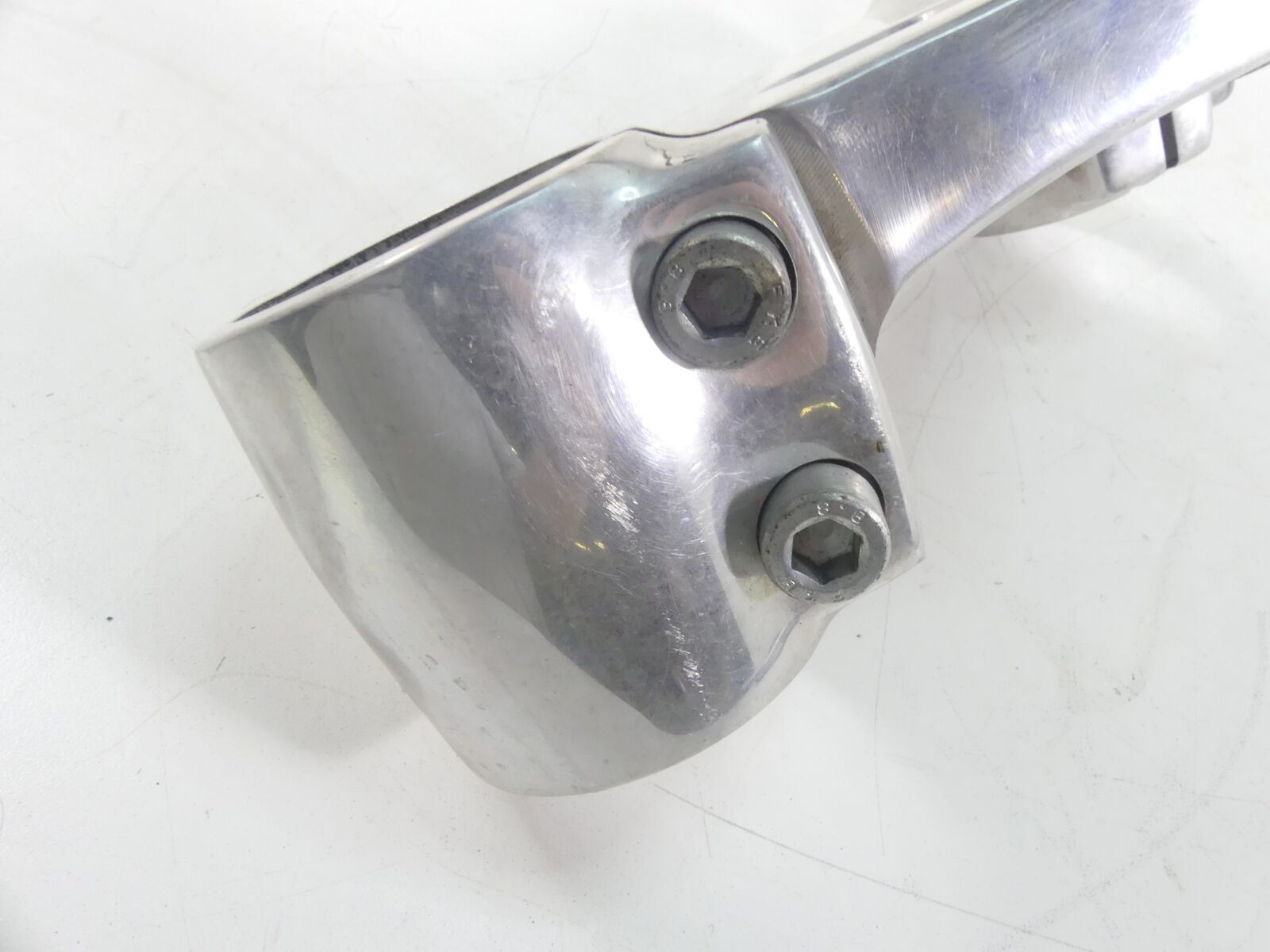2015 Harley VRSCF Muscle V-Rod Lower Triple Tree Steering Yoke -Read 46892-09B {{ shop.shopifyCountryName }} - Mototech271