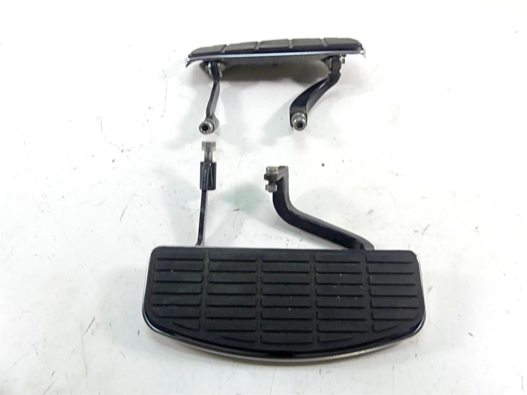 2002 Harley Touring FLHTC Electra Glide Front Left Right Floor Board Set 50621-79A {{ shop.shopifyCountryName }} - Mototech271