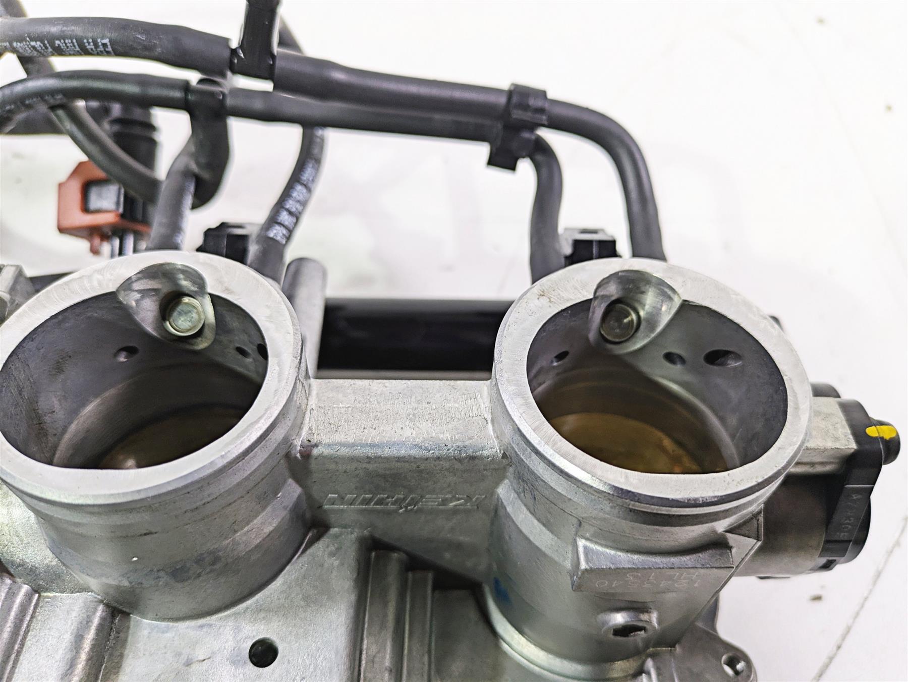2019 Triumph Speed Triple RS 1050 Keihin Throttle Body Bodies T1243540 {{ shop.shopifyCountryName }} - Mototech271