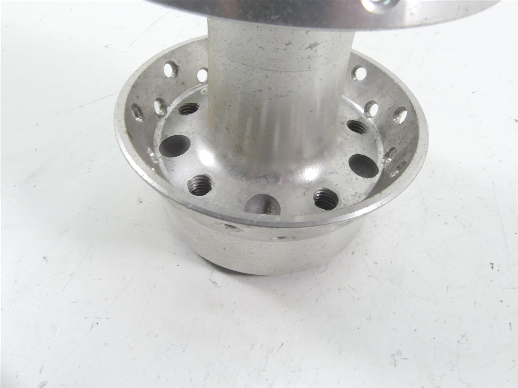 2010 Harley FXDWG Dyna Wide Glide Rear Hub Wheel Rim 25mm 41430-09A {{ shop.shopifyCountryName }} - Mototech271