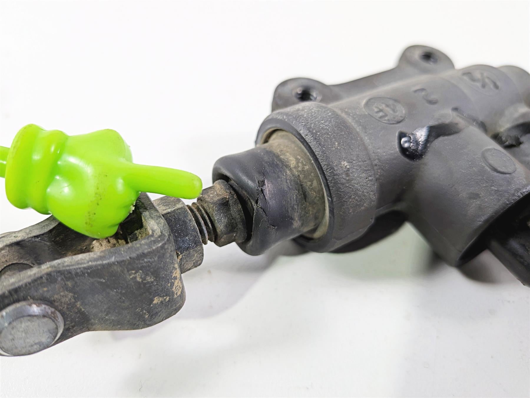 2015 BMW R1200GS K50 Rear Brake Master Cylinder 1/2 Nissin 34318522398 {{ shop.shopifyCountryName }} - Mototech271