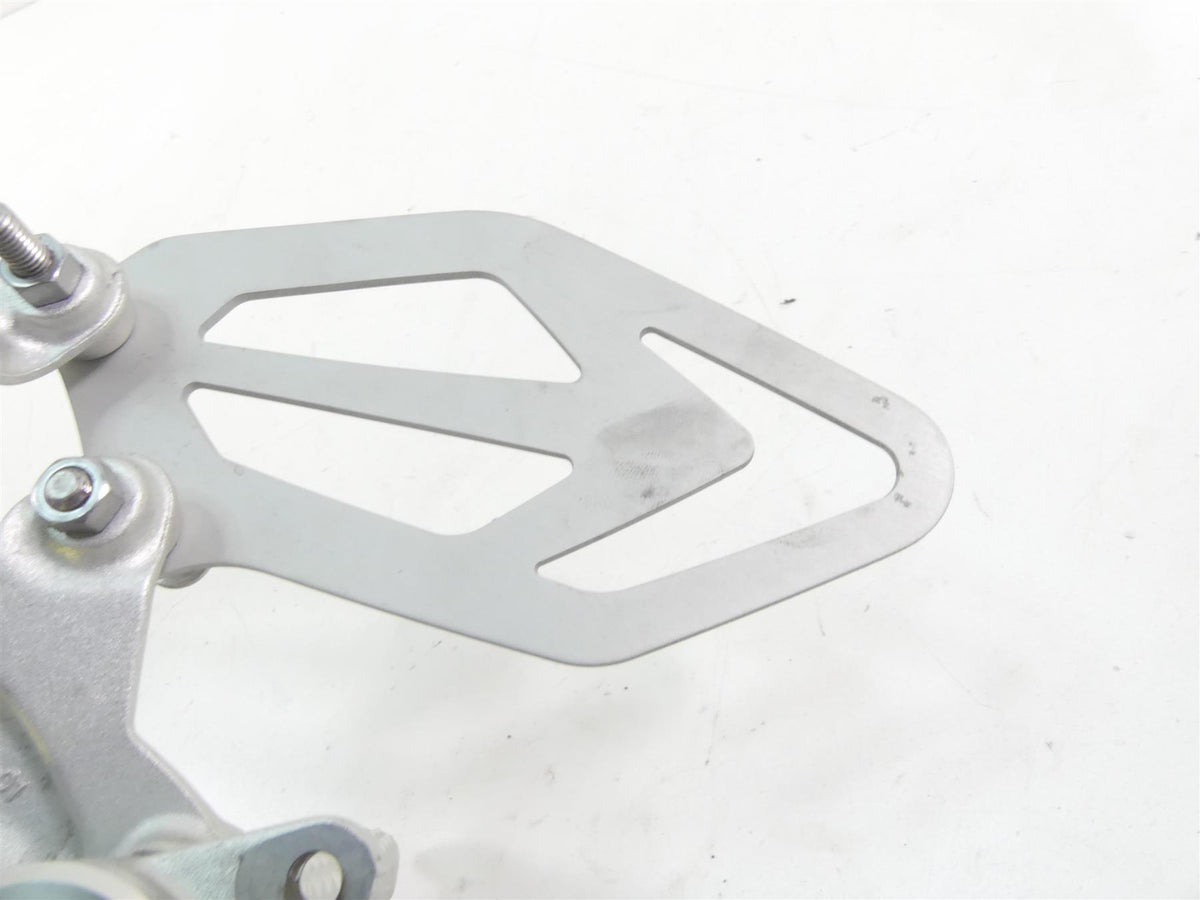 2018 BMW S1000RR K46 Right Front Foot Peg Footpeg Set & Brake Pedal 46718559066 {{ shop.shopifyCountryName }} - Mototech271
