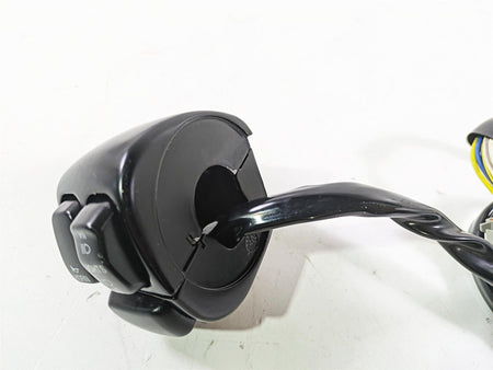 2006 Harley VRSCR Street V-Rod Left Hand Control Switch 71682-06A 71685-06A {{ shop.shopifyCountryName }} - Mototech271