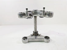 Load image into Gallery viewer, 1999 Harley Dyna FXDL Low Rider Upper &amp; Lower Triple Tree 45739-87 45598-90B
