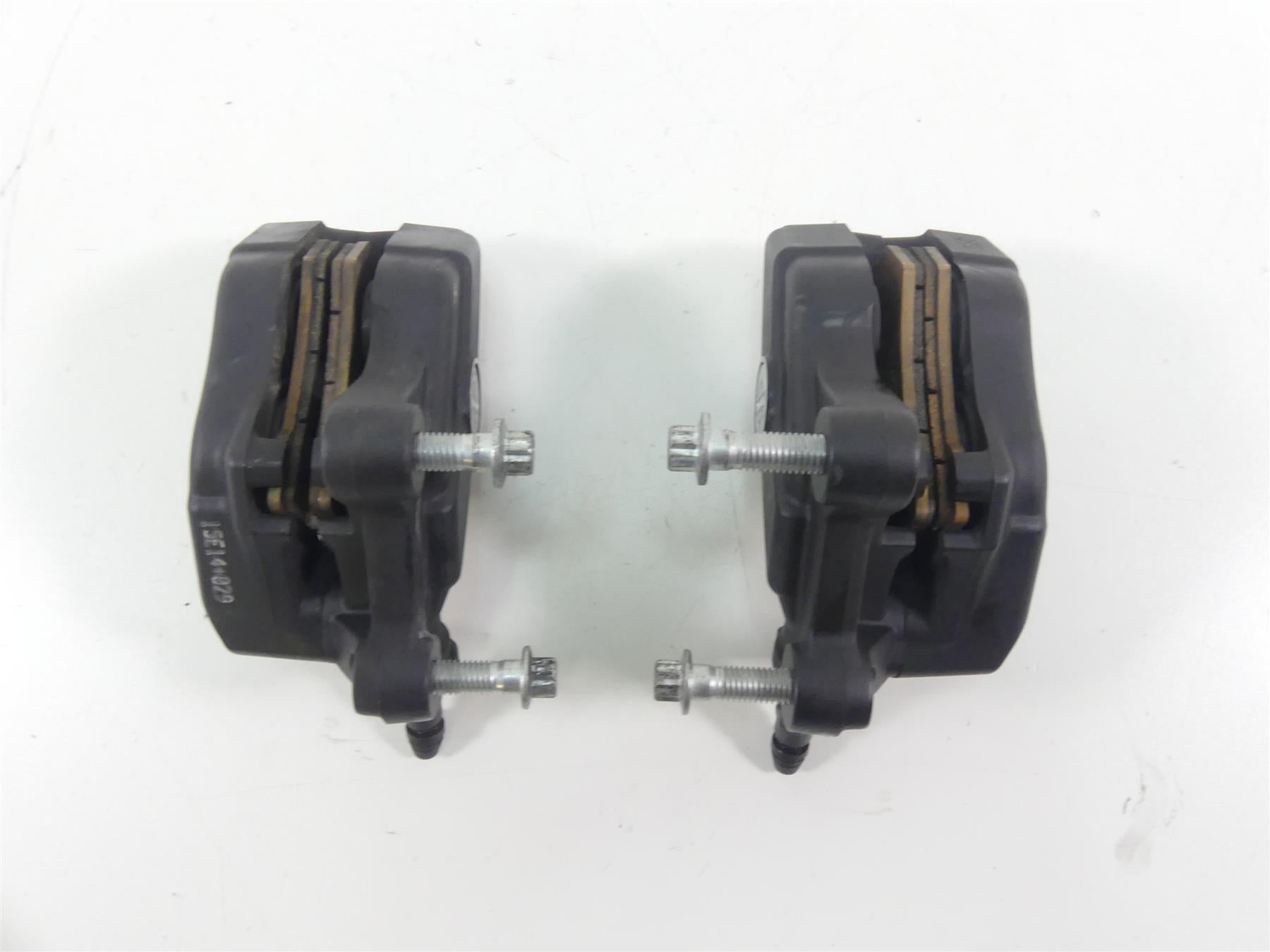 2016 Harley Touring FLHR Road King Front Brembo Brake Caliper Set 43027-08 {{ shop.shopifyCountryName }} - Mototech271