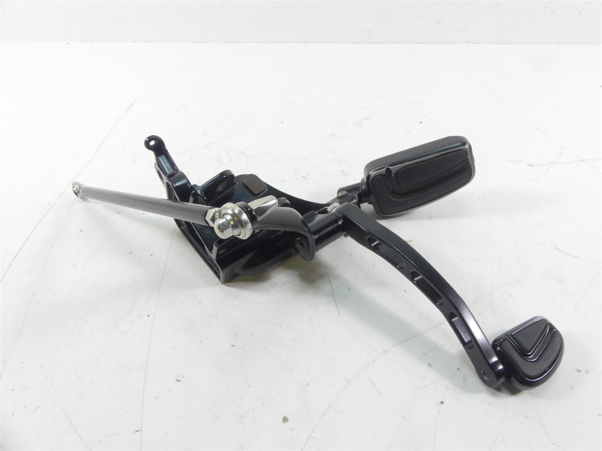 2017 Harley FXSE CVO Pro Street Breakout Front Left Footpeg & Shifter 33683-07 {{ shop.shopifyCountryName }} - Mototech271