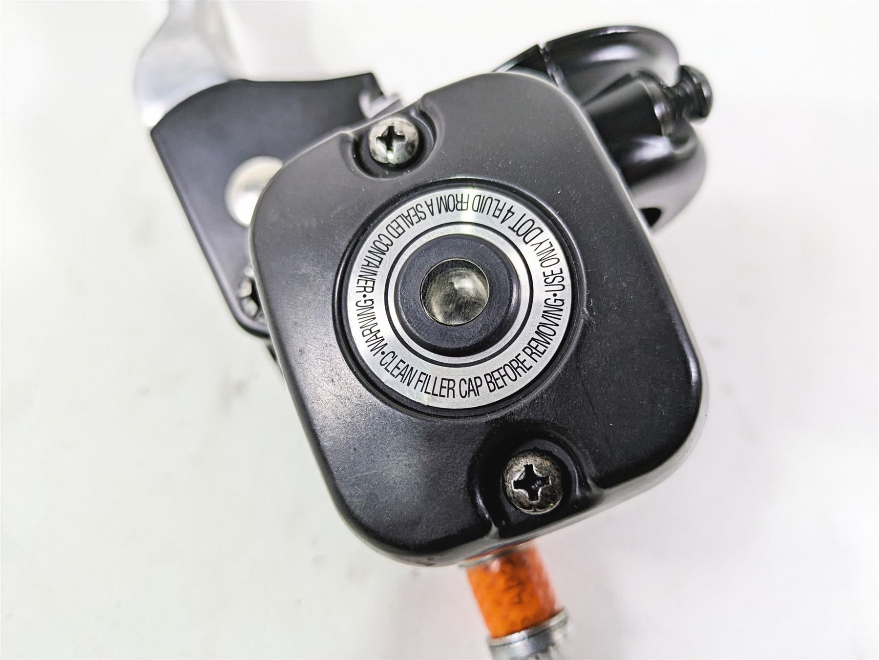 2016 Harley FXDL Dyna Low Rider Front Brake Master Cylinder 11/16" 45170-08F {{ shop.shopifyCountryName }} - Mototech271