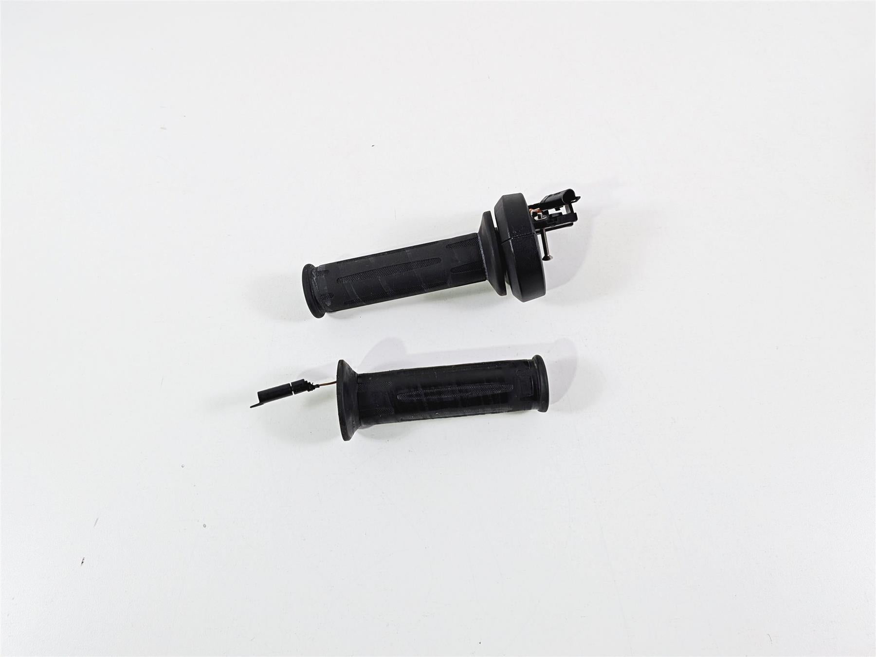 2015 BMW R1200GS K50 Left Right Heated Hand Grip Cruise 61318552124 {{ shop.shopifyCountryName }} - Mototech271