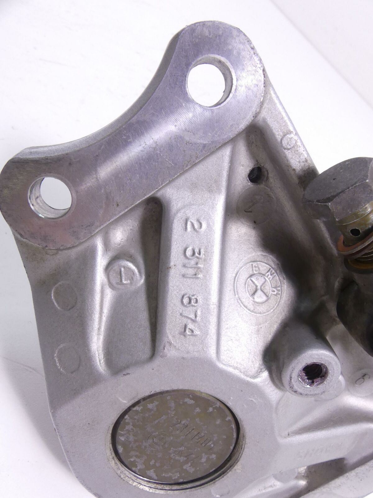 1995 BMW R1100RS 259S Lower Fork Brace & Ball Joint 31422311873 {{ shop.shopifyCountryName }} - Mototech271