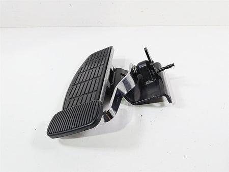 2006 Suzuki C90 VL1500T Boulevard Right Floor Board & Brake Pedal 43510-10F00 {{ shop.shopifyCountryName }} - Mototech271