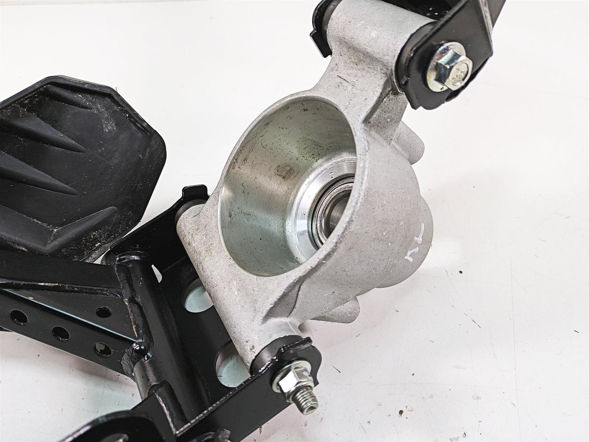 2021 CFMoto Zforce 500 Trail Rear Left Trailing Arm & Knuckle 5BWB-060703 {{ shop.shopifyCountryName }} - Mototech271