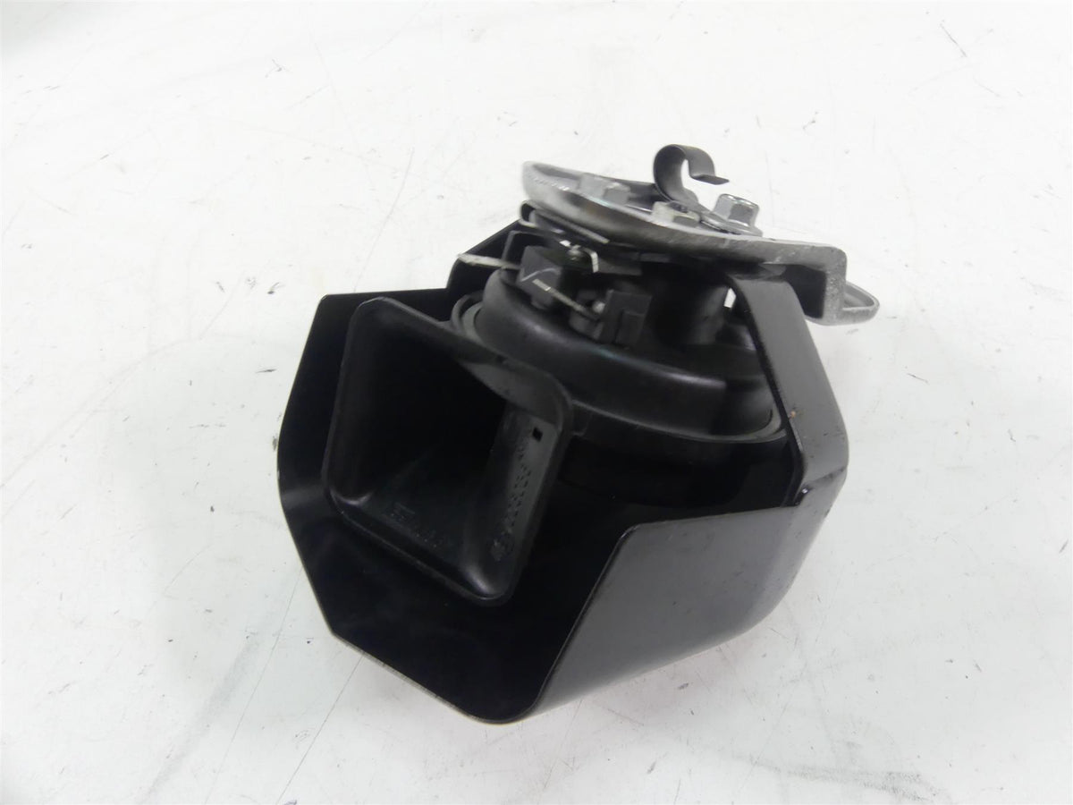 2017 Harley FLS Softail Slim Horn + Cover & Mount 69061-99B {{ shop.shopifyCountryName }} - Mototech271