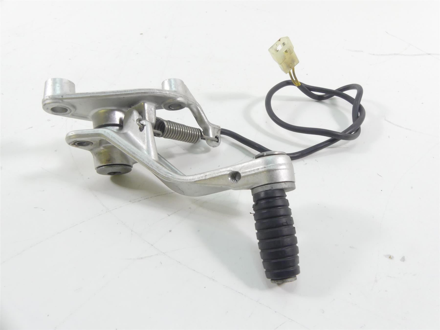 2004 Aprilia RSV 2 1000R Mille Rear Brake Pedal & Mount Bracket E106259 {{ shop.shopifyCountryName }} - Mototech271
