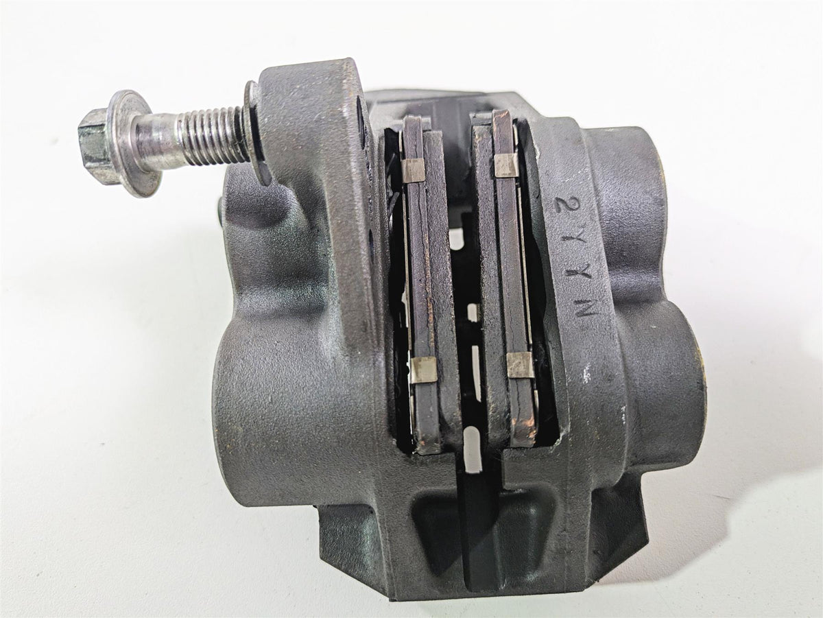 2002 Yamaha YZFR1 R1 Front Brake Caliper Set 5PW-2580U-00 5PW-2580U-00 {{ shop.shopifyCountryName }} - Mototech271