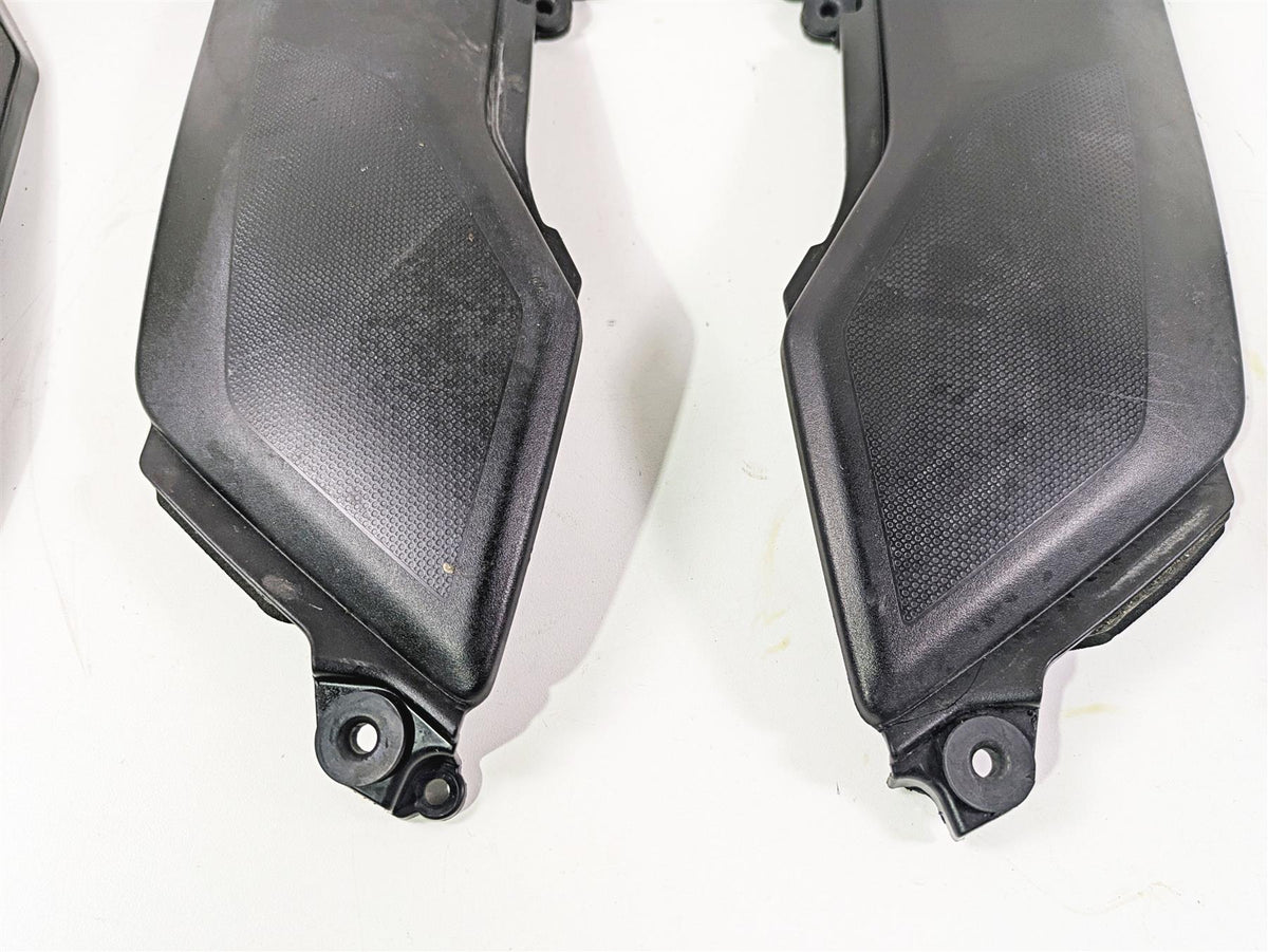2020 Kawasaki Z900 ZR900 Oem & Xxun Moto Plastic Infill Set 7058 14093-0667 {{ shop.shopifyCountryName }} - Mototech271