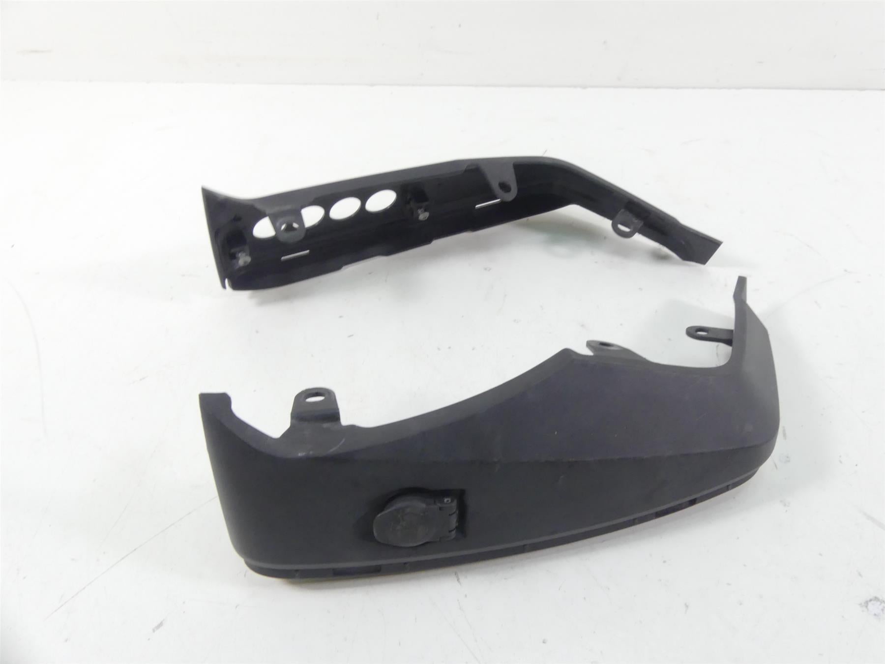 2015 BMW R1200RT K52 Left Right Side Panel Cover Fairing Set 46637728807 {{ shop.shopifyCountryName }} - Mototech271
