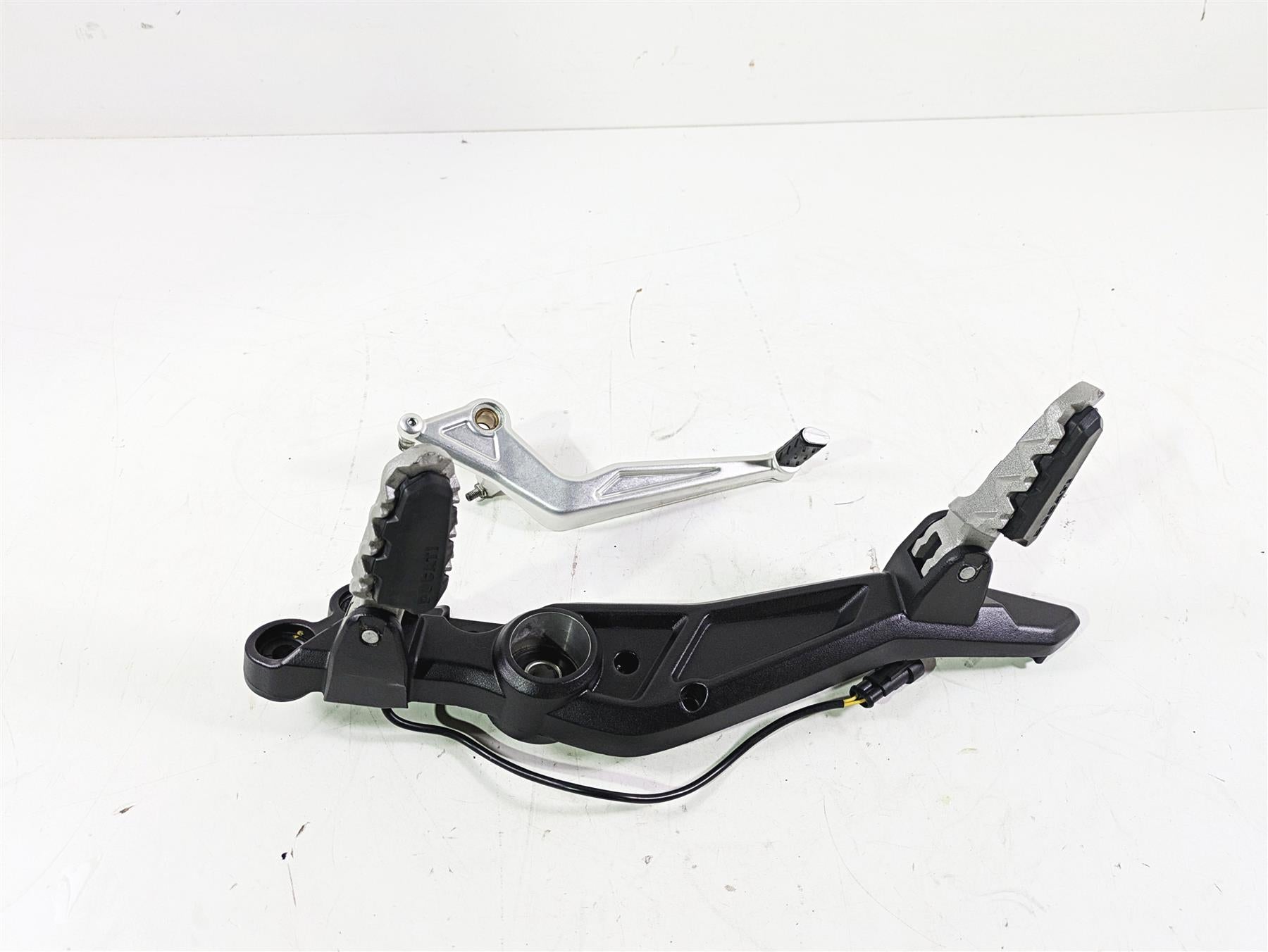 2018 Ducati Hypermotard 939 SP Right Foot Peg Bracket & Brake Pedal 82412101CA {{ shop.shopifyCountryName }} - Mototech271