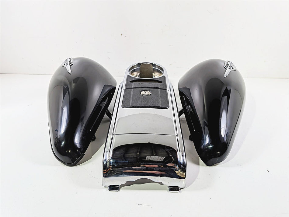 2006 Suzuki C90 VL1500T Boulevard Tank & Center Cover Fairing Set 47800-10F60 {{ shop.shopifyCountryName }} - Mototech271