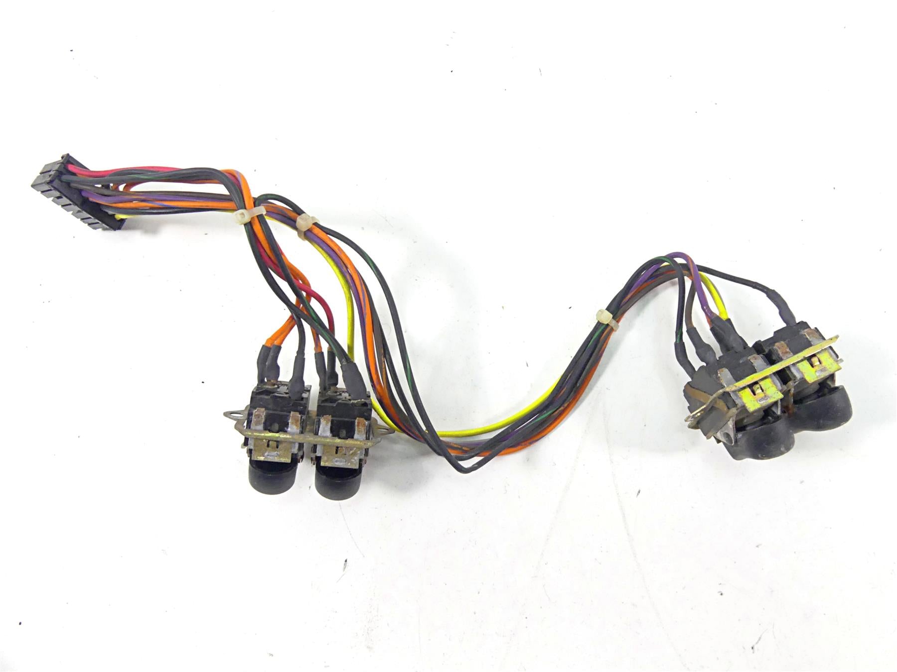 2004 Harley Touring FLHTCUI Electra Glide Auxiliary Switch Set 70271-98 {{ shop.shopifyCountryName }} - Mototech271